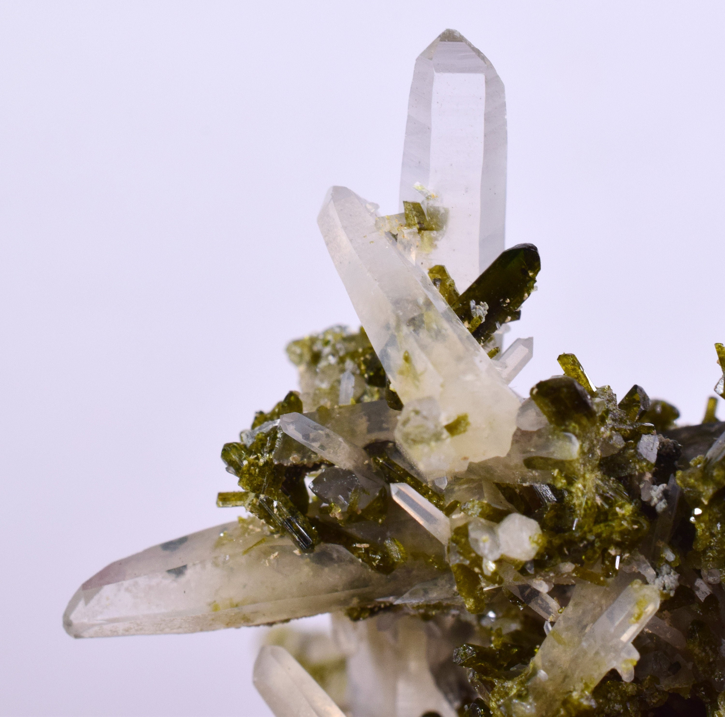 4.6cms EPIDOTE QUARTZ CRYSTALS Peru Cluster Collector Green Yellow ...