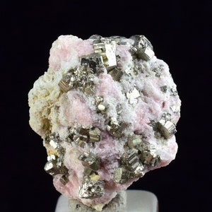 2cms RHODOCHROSITE FLUORITE PYRITE Crystal Rhombohedral Wuzhou Guangxi China Mineral Specimen R519