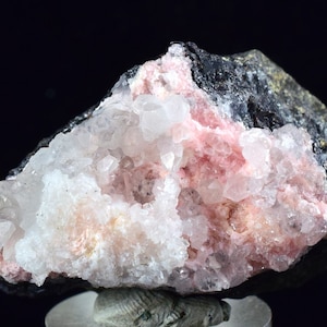 4.8cms RHODOCHROSITE ROSETTE QUARTZ  Peru Pink Crystals Needles Collector Mineral Specimen R534