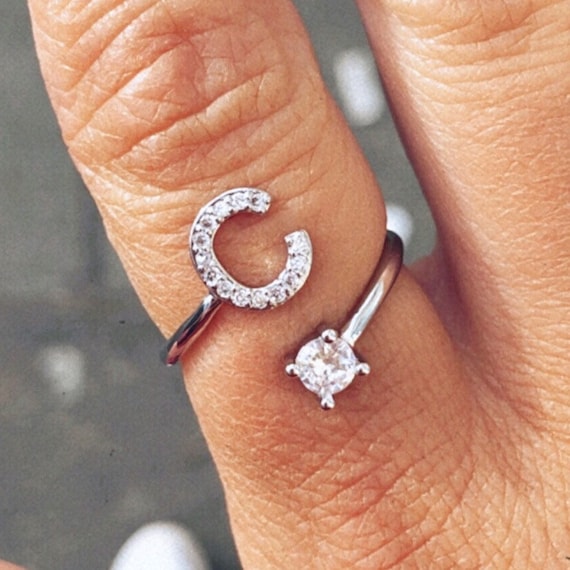 Bague initiale argent new arrivals