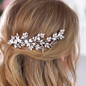 Bridal hairpiece Crystal hair comb Wedding headpiece Crystal hair piece Floral Bridal Hair Comb Flower Hair Comb Rhinestone headpiece image 1