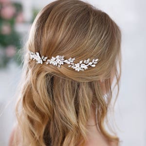 Ivory bridal hair pins White bridal flower hair pins Ivory Wedding hair pins Rhinestone hair pins Crystal hair pins Bridal floral hair pins