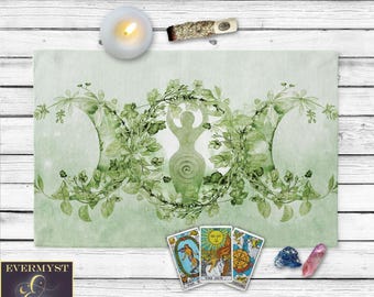 Triple Goddess Altar Cloth, Spring Green Spiral Goddess Tarot Reading Mat