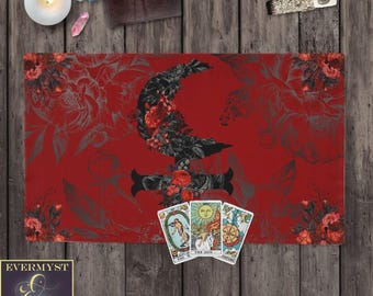 Lilith Altar Cloth -  Tarot Reading Mat -  Goddess Symbol Altar Decor