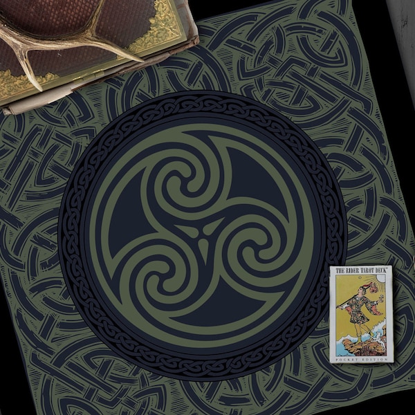 Dark Triskelle Celtic Altar Cloth, Tarot Cloth, Celtic Tarot Cloth