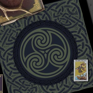 Donkere Triskelle Keltische altaardoek, tarotdoek, Keltische tarotdoek