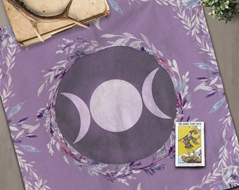 Altar Cloth, Wicca Altar, Pagan Altar, Witch Altar, Ritual Altar Cloth, Tarot Cloth, Triple Moon, Goddess, Purple