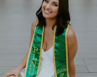 Graduation Pointed stoles / 4 Letters Vertical / class of 202X / NO ADDING WORDING or Logos /satin Trim /  Personalize your stole