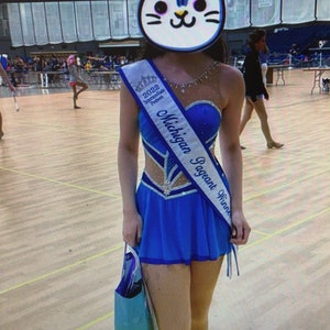 Pageant sashes/with a Trim /Crown on shoulder / Personalize your pageant sash