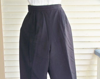 1980s Black Medium Weight Wool Blend Pleated Front High Waist Pants Retro Vintage