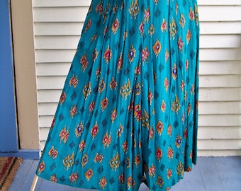 1990s Jade Green Print Coulottes Summer 100% Rayon Vintage Retro