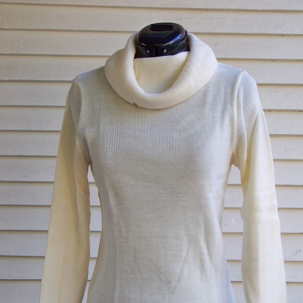 1970s Cream Cowl Neck Sweater Acrylic Vintage Retro