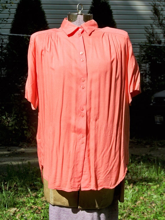 1980s Salmon Rayon Short Sleeve Blouse Vintage Re… - image 1