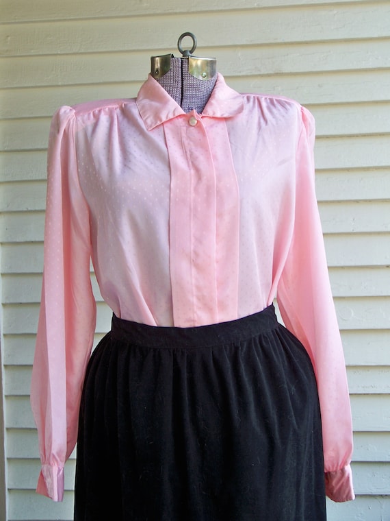 1980s Pale Pink Polyester Collar Blouse Vintage R… - image 1