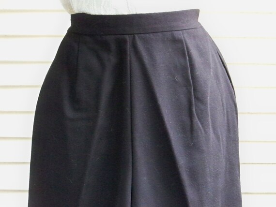 1980s Black Light Weight Wool Pleated Front High … - image 5