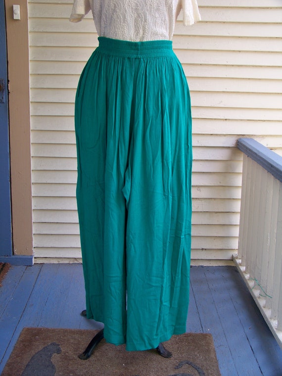 1980s Jade Green Loose Pajama-Style High-Waisted … - image 4