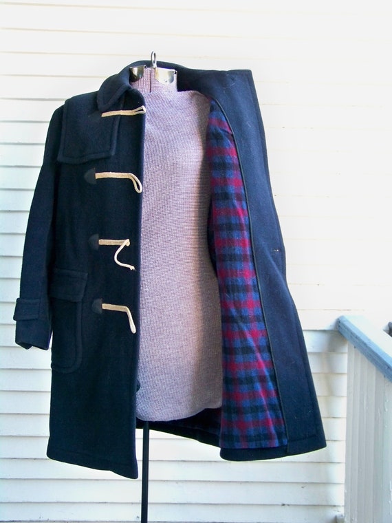 1970s Black Heavy Wool Duffle Coat Knee-length Vintage