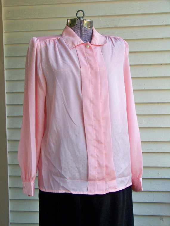 1980s Pale Pink Polyester Collar Blouse Vintage R… - image 2