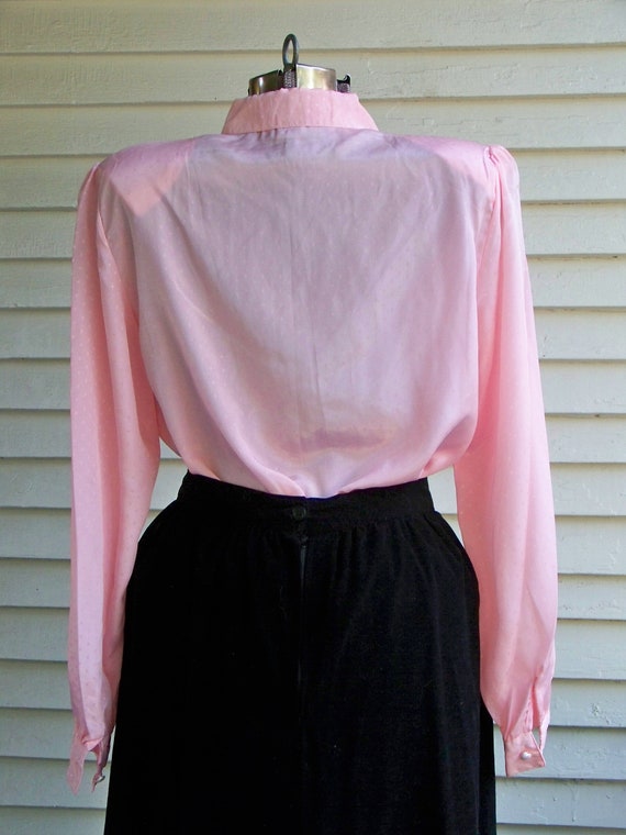 1980s Pale Pink Polyester Collar Blouse Vintage R… - image 6