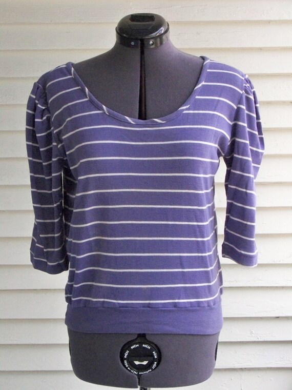 1970s Lavender & White Striped Scoop Neckline Top… - image 3