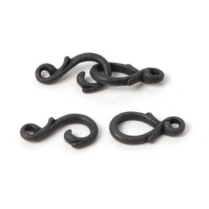 Vine Hook and Eye Clasp, TierraCast Floral Toggle Clasp, Small Matte Black Clasp, 20mm, TierraCast Findings, Made in the USA