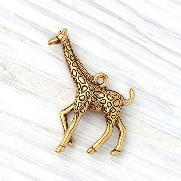 Charm girafe en or, 3 dimensions, finement détaillé, breloque animal sauvage en or antique, fabriqué aux États-Unis, 28 mm