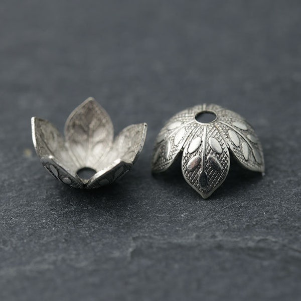 8mm Silver Leaves Bead Cap, Silver Flower Petal, Artisan Silver Beadcap, Antique Silver Bead Cap, Etched Daisy Petal, 9x4.5mm
