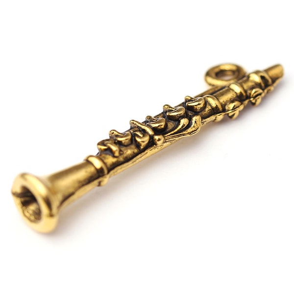 Gold 3d Clarinet Charm, Wind Musical Instrument Charm, Musician, Clarinetist Charm, Marching Band Charm, Highly Detailed, Made in USA, 29mm