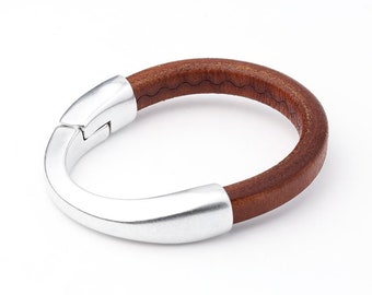 Cierre magnético de media pulsera, cierre de pulsera de plata, chapado en plata de ley, fabricado en Europa, para cordón de cuero Regaliz de 10 x 6 mm.