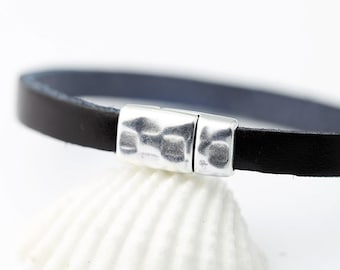 Magnetic Clasp for 5mm Flat Cord Bracelet, 5mm Leather Cord Hammered Clasp, Silver-Plated Zamak, Made in Europe