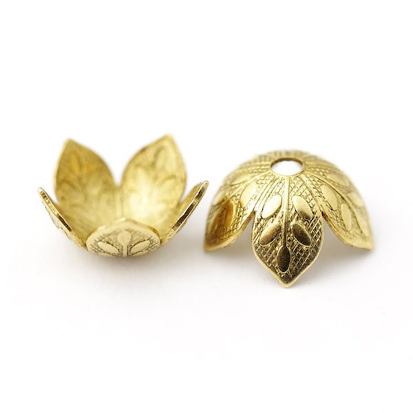 8mm Gold Leaves Bead Cap, Gold Flower Petal Bead Cap, Artisan Gold Beadcap, Antique Gold Bead Cap, Etched Daisy Petal, 9x4.5mm