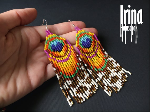 Peacock and leopard beaded earrings Animal pattern Peacock feather Bird print Long chandelier earrings Bright Seed bead earrings Fringe Boho