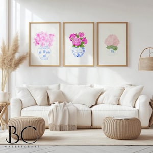 Juego de 3 impresiones artísticas de hortensias en acuarela de color rosa costero, arte de porcelana chinoiserie azul y blanco, decoración artística para el hogar con hortensias en acuarela de color rosa