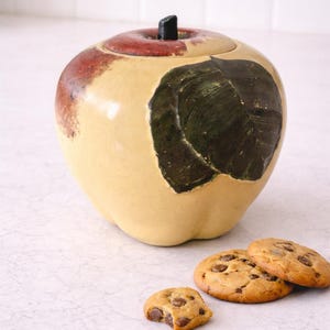 Vintage Hull Pottery Apple Cookie Jar: Distressed Kitchen Decor