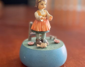 ヴィンテージ リュージュ スイス製オルゴール：72鍵、バッハ、コレッリ