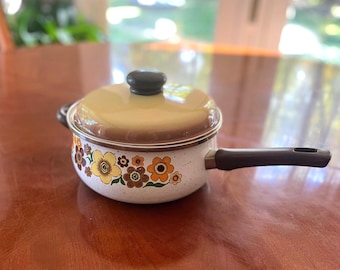 Olla de cocina esmaltada Vintage Harvest Blossom: sartén floral de mediados de siglo de 3 cuartos