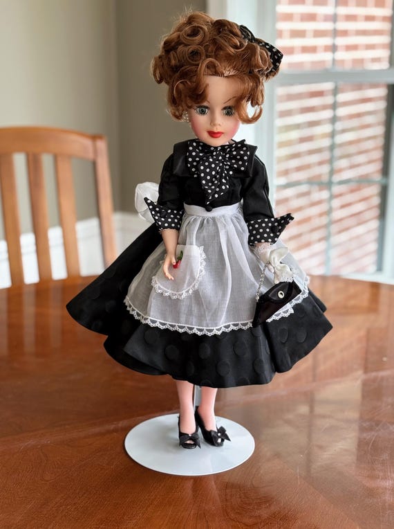 Vintage Madame Alexander 21