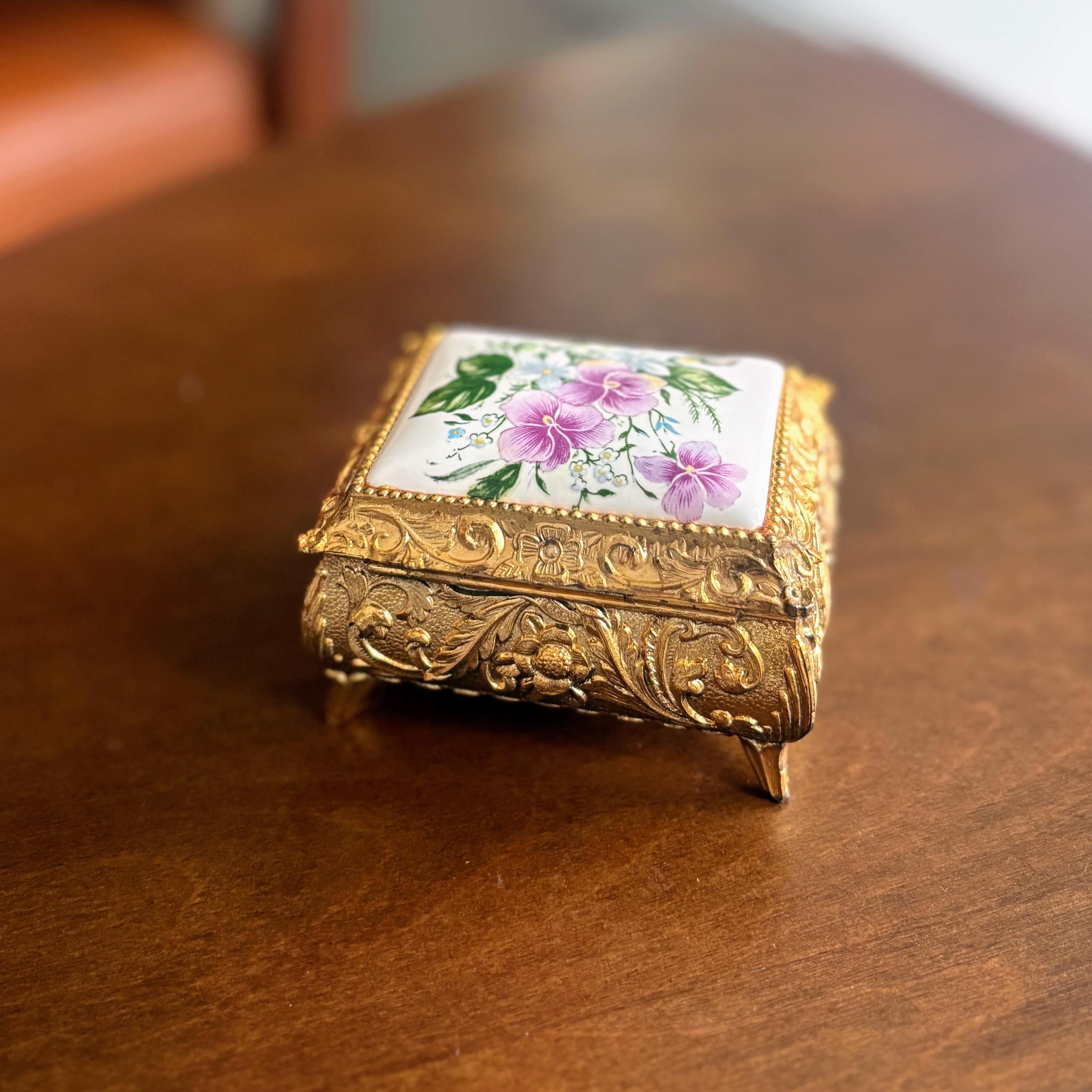 Vintage Sankyo Japan Music Box - Etsy