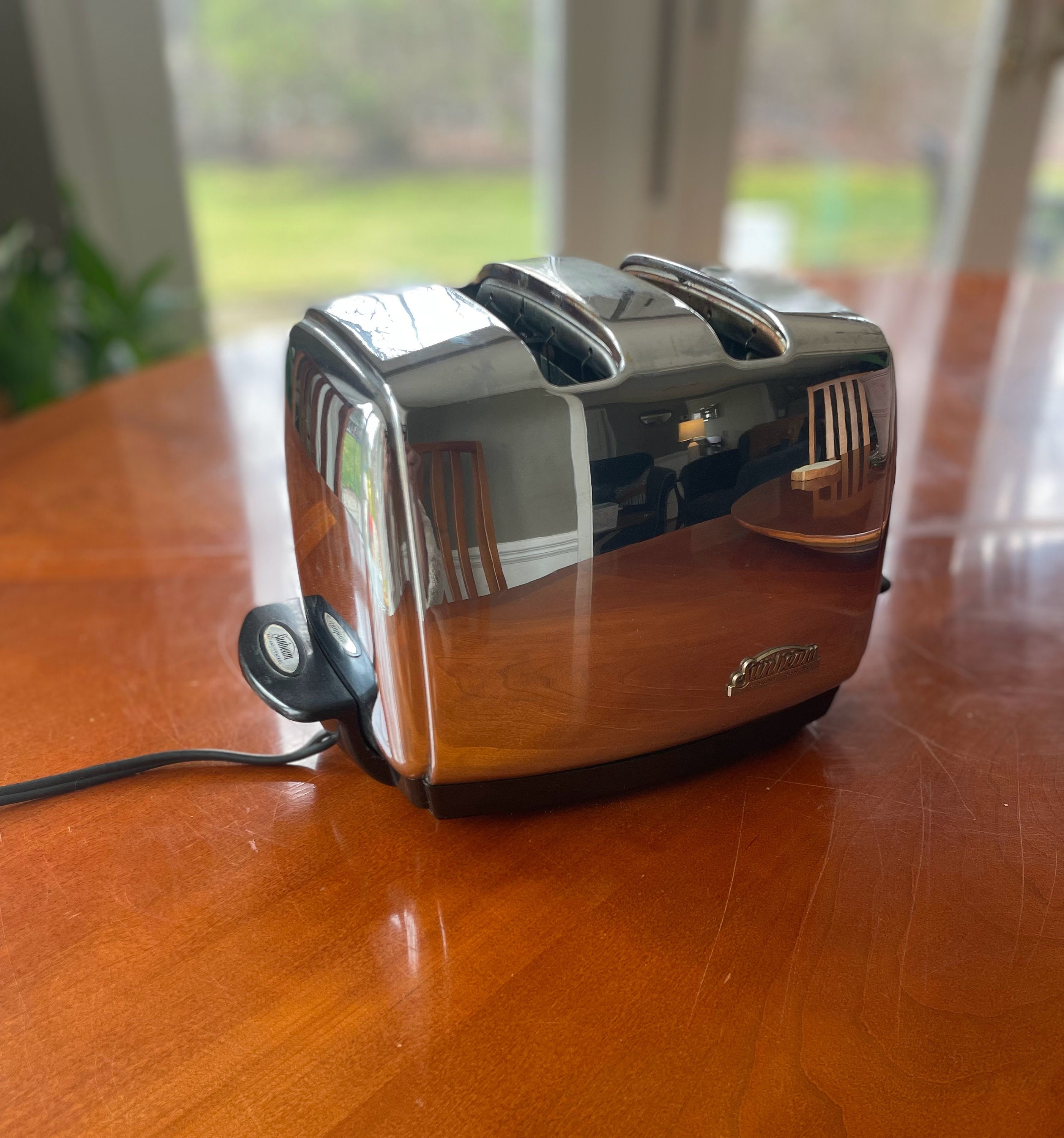 Vintage Sunbeam Toaster Model T35 Radiant Control Auto Drop Toaster