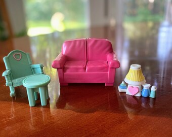 ヴィンテージ フィッシャープライス ドールハウス家具：ピンクのラブ