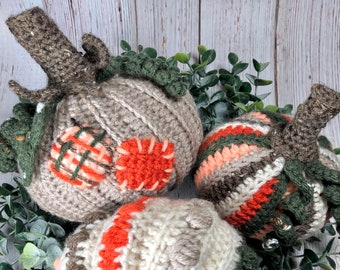 Zucche patchwork in 2 dimensioni, motivo a uncinetto, motivo a zucca all'uncinetto con foglie e tralci, motivo a zucca in filato decorativo