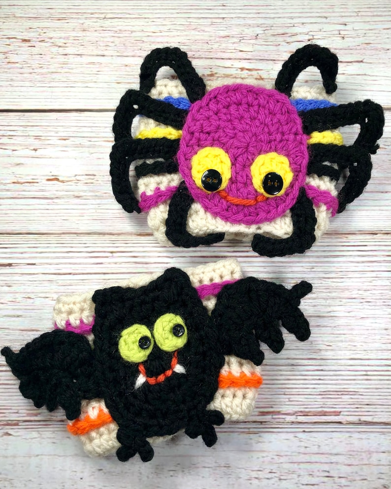 Halloween Bat and Spider Appliqué Crochet Coffee Cup Cozy Pattern, Halloween Cup Cozy Pattern, Spider Cozy Pattern, Bat Cozy Pattern image 2