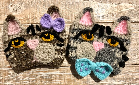 Crochet Pattern Only - Tabby Kitten Crochet Coffee Cup Cozy / Coffee Tumbler Cozy / Tea Cup Cozy / Yeti cozy / Crochet Cup Sleeve