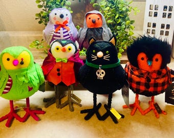 6 Hyde & EEK! 2025 Halloween Featherly Friends Birds NWT Retired Approx. 7” tall Retired/Rare