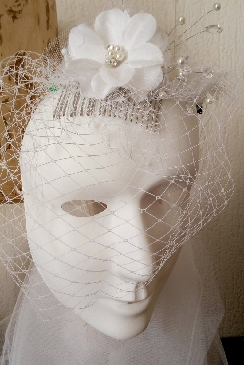 Nice for Bridal Veil headpiece, silver metal comb image 3