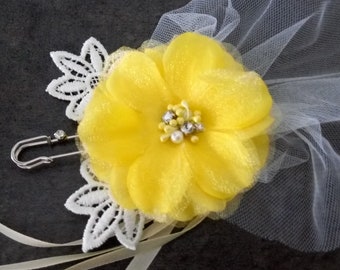 PIN back train yellow flower for wedding dress or hanging