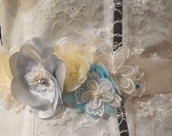 Belt for wedding dress Ecru color and silk and satin flowers in blue/Ecru color