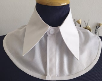 Faux collar in cotton of white color with collar