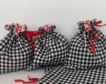 Christmas gift bags, cloth bags, reusable wrapping, Merry Christmas wrapping, fabric gift bags,  Under the tree trimmings, holiday fabric
