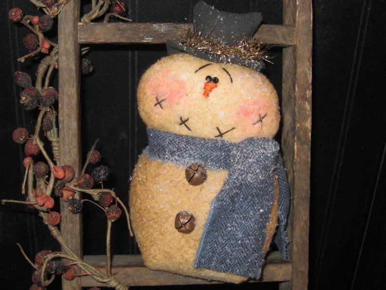 Snowman Decoration, Winter Decor, Snowman Shelf Sitter, Prim Snowman,  Whimsical Snowman, Holiday Decor, Snowman Doll, Prim Snowman, FAPM